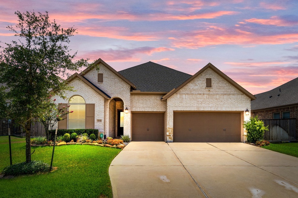 25110 Dovetail Cove Ct, Tomball, TX 77375 - photo 1