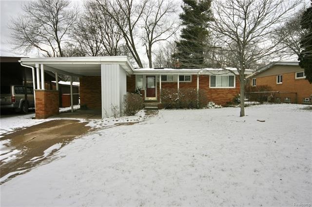 Welcome To 881 Brooklawn Drive