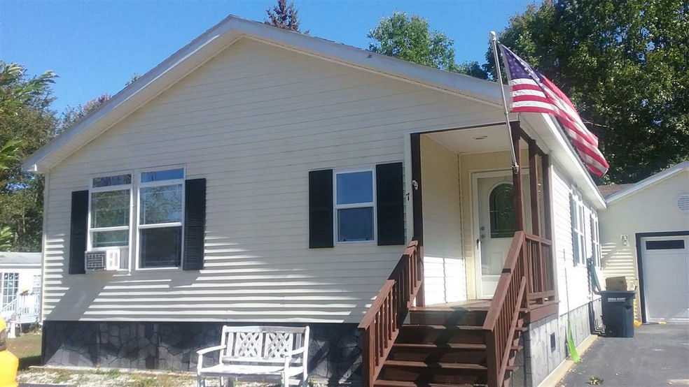 7 Cheryl Dr, Allenstown, NH 03275 - photo 1