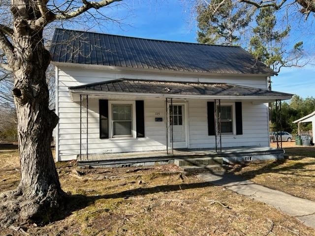 729 Baker St, Oxford, NC 27565 - photo 1