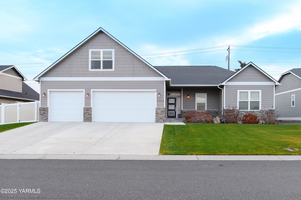 7310 Whitman Ave, Yakima, WA 98903 - photo 1