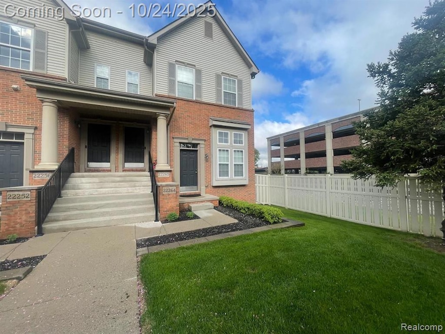 22264 Abbey Ln unit 24, Dearborn, MI 48124 - photo 1