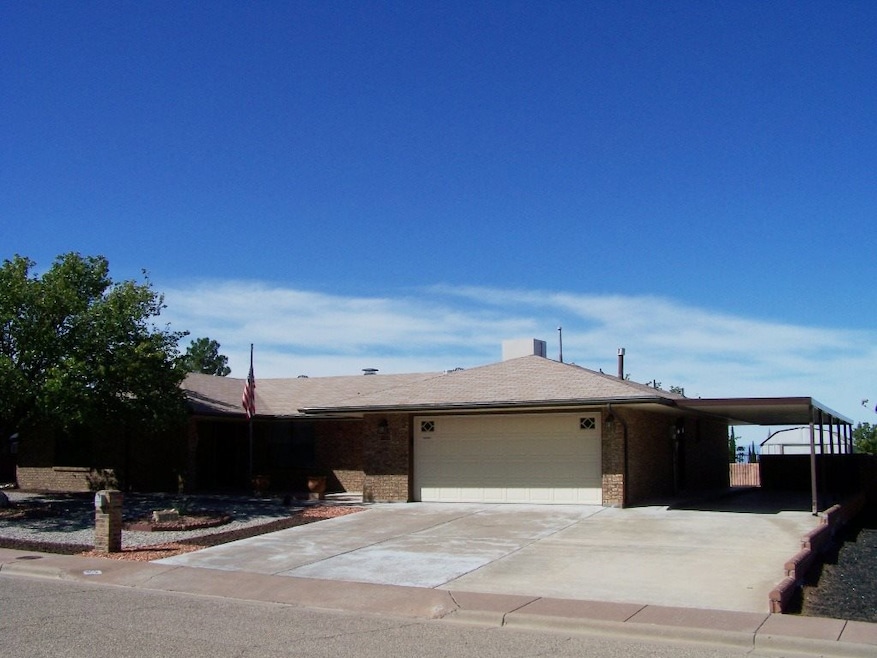 405 Sunshine Ave, Alamogordo, NM 88310 - photo 1