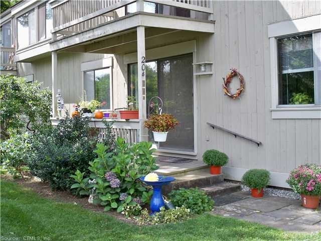 20B Heritage Village, Southbury, CT 06488 - photo 1