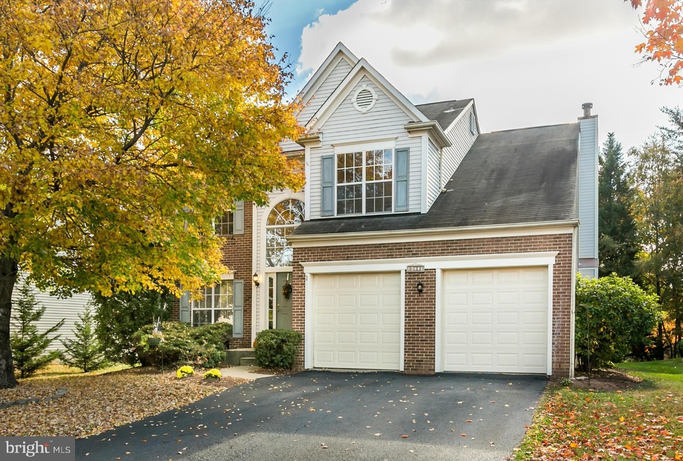 46579 Carlyle Ct, Sterling, VA 20165 - photo 1