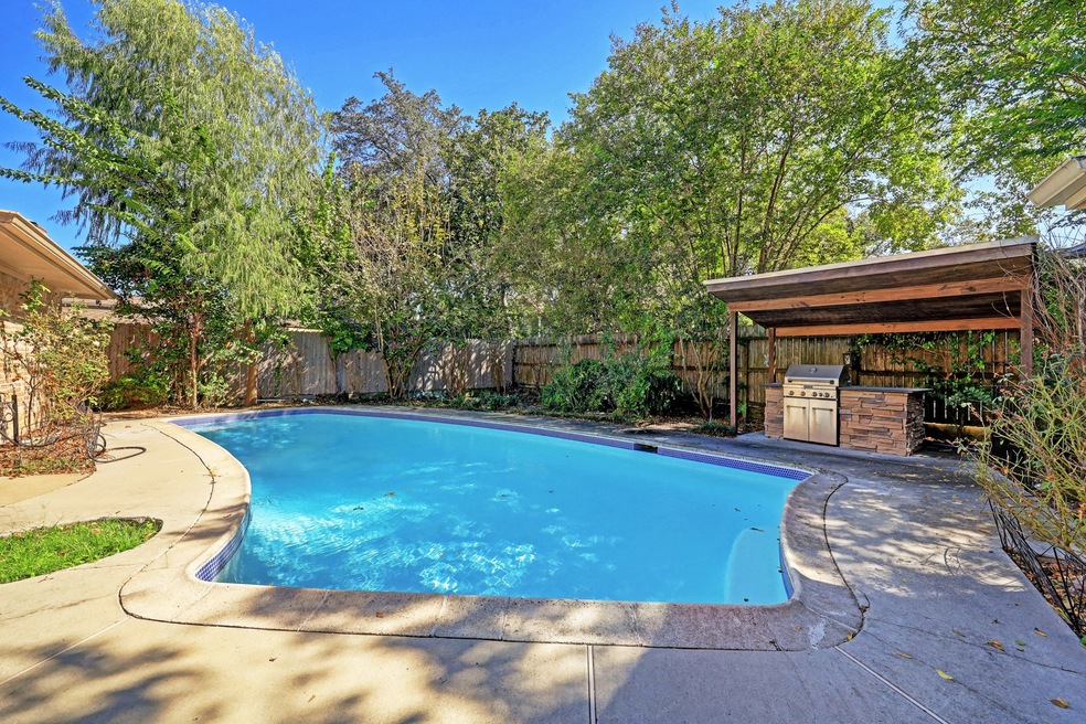 Sold • Co-Listing Agent