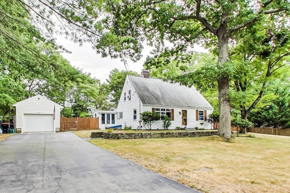 786 E Ashland St, Brockton, MA 02302 - photo 1