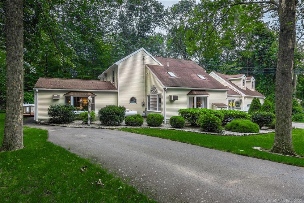 112 Hendee Rd, Andover, CT 06232 - photo 1