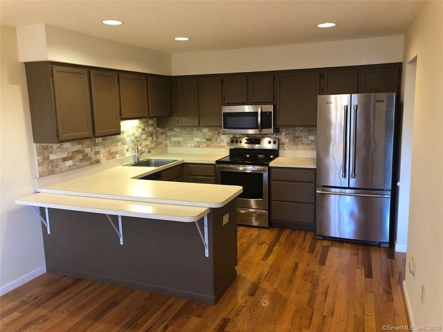 68 Crown Ridge unit 68, Newington, CT 06111 - photo 1