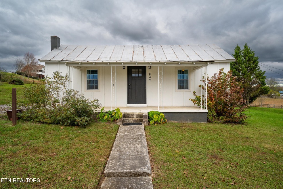 949 Kyker Rd, Sevierville, TN 37876 - photo 1