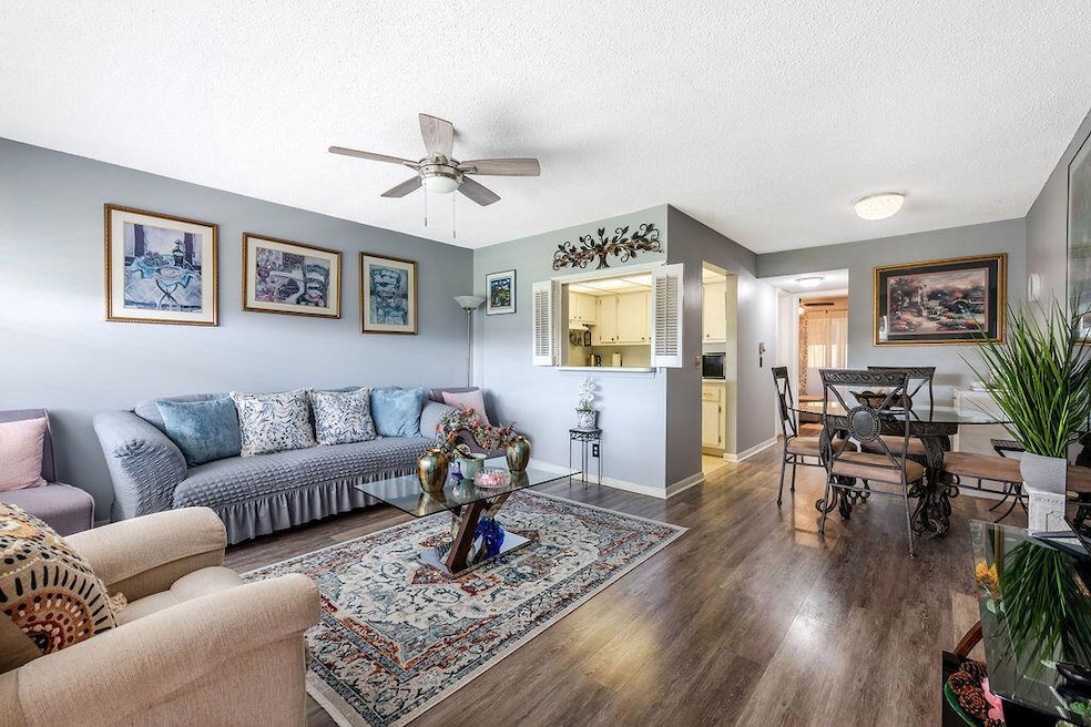 393 Windsor Q, West Palm Beach, FL 33417 - photo 1