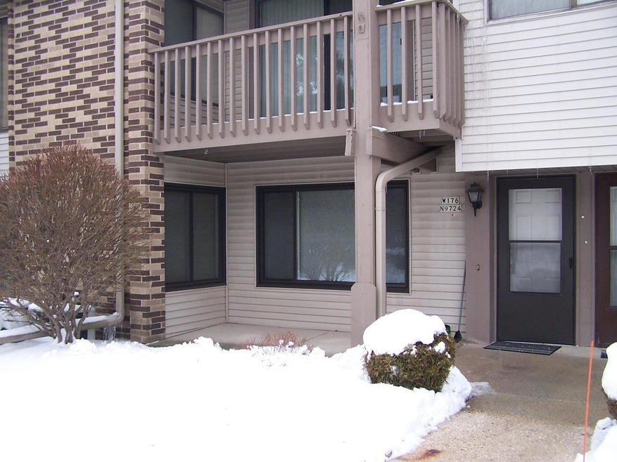 W176N9724 Riversbend Cir E