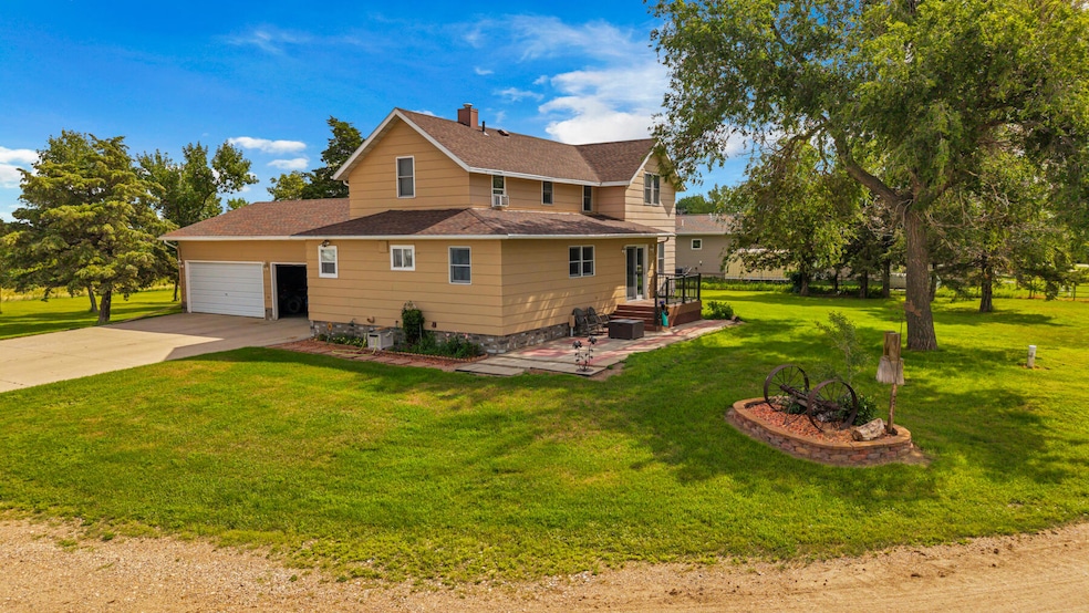 For Sale $2,200,000 • Co-Listing Agent