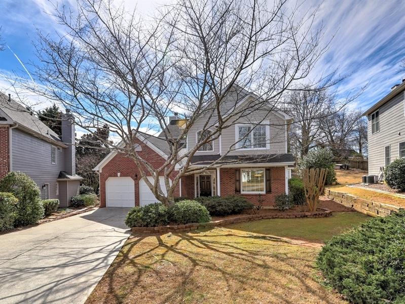 Welcome Home to 2040 Planters Mill