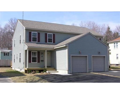 93 Malden St unit 1, Worcester, MA 01606 - photo 1