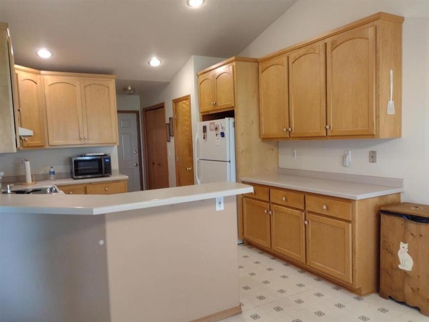 W2818 Brookhaven Dr, Appleton, WI 54915 - photo 1