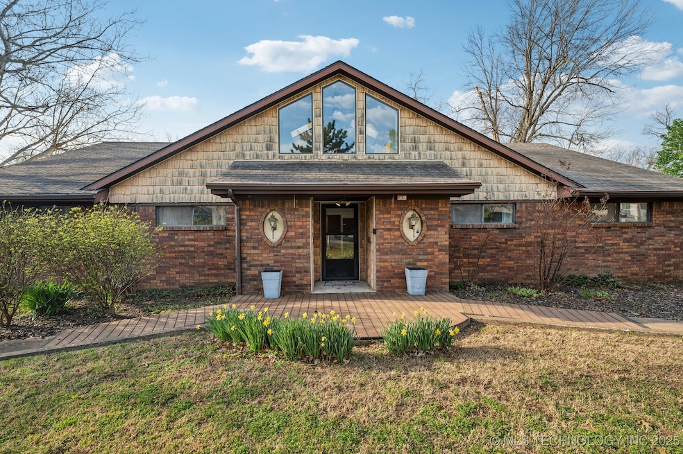 5020 E 33rd St, Tulsa, OK 74135 - photo 1