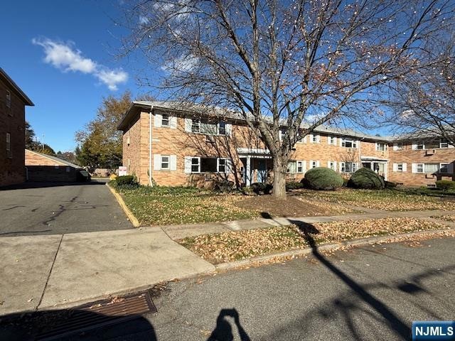 39-01 Dobrin Ct unit 3901A, Fair Lawn, NJ 07410 - photo 1