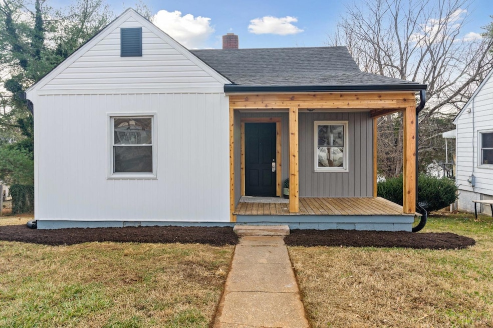 4914 Myrtle St, Lynchburg, VA 24502 - photo 1