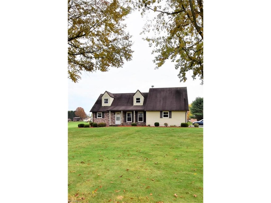 46053 Lori Rd, East Liverpool, OH 43920 - photo 1