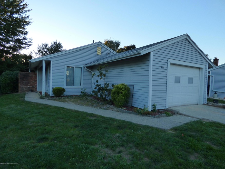 52C Juniper Plaza, Monroe Township, NJ 08831 - photo 1