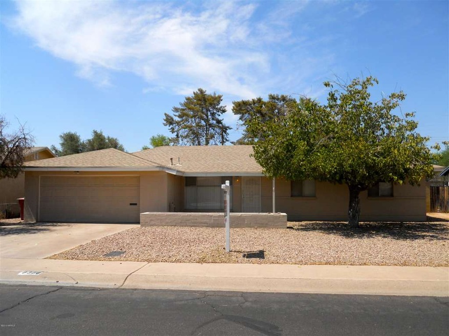 8336 E Cypress St - Front View