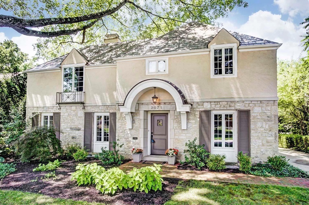 2071 Ellington Rd