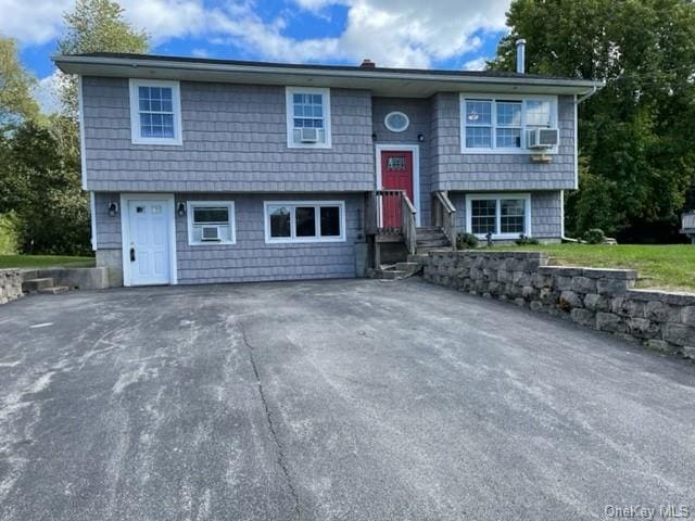 4 Mermaid Rd, Middletown, NY 10940 - photo 1