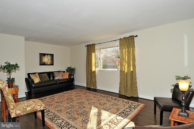 804 Booker Place, Capitol Heights, MD 20743 - photo 1