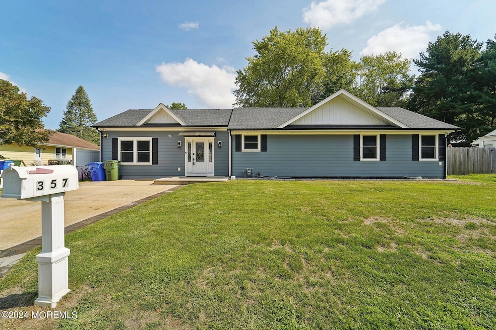 Sold $700,000 • Co-Listing Agent