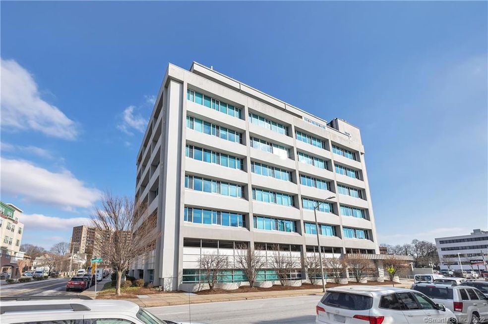 The Metropolitan unit 703, Stamford, CT 06905 - photo 1