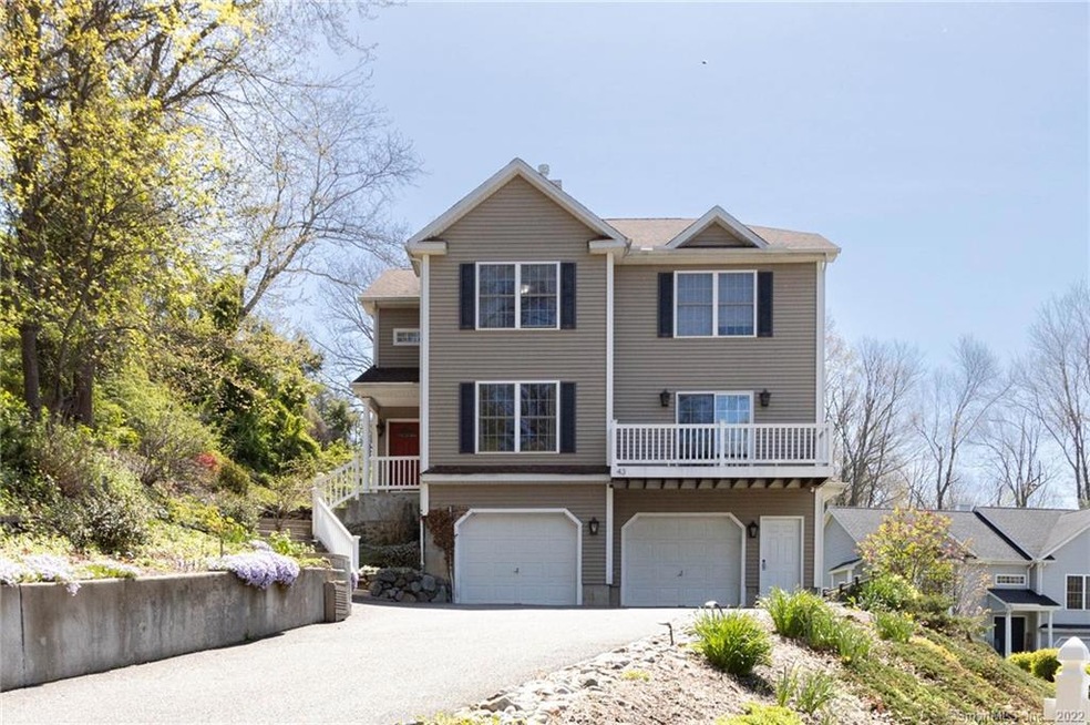 43 Southridge Dr, Waterbury, CT 06708 - photo 1