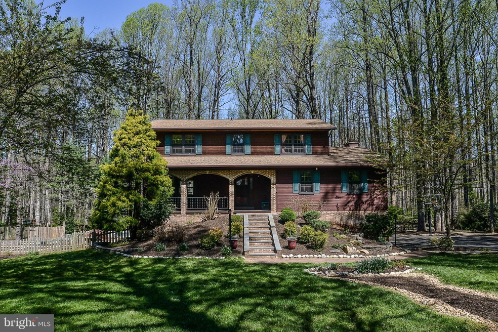 5310 Summit Dr, Fairfax, VA 22030 - photo 1