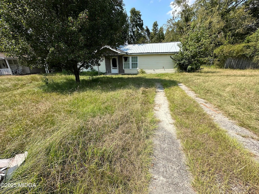 4077 St. Charles Place