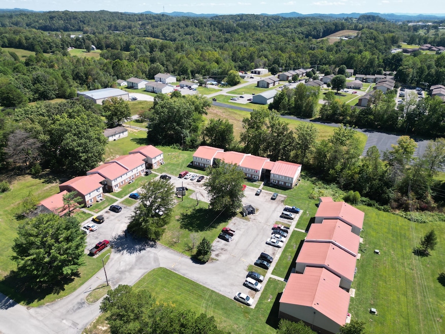 Pending $2,500,000 • Co-Listing Agent