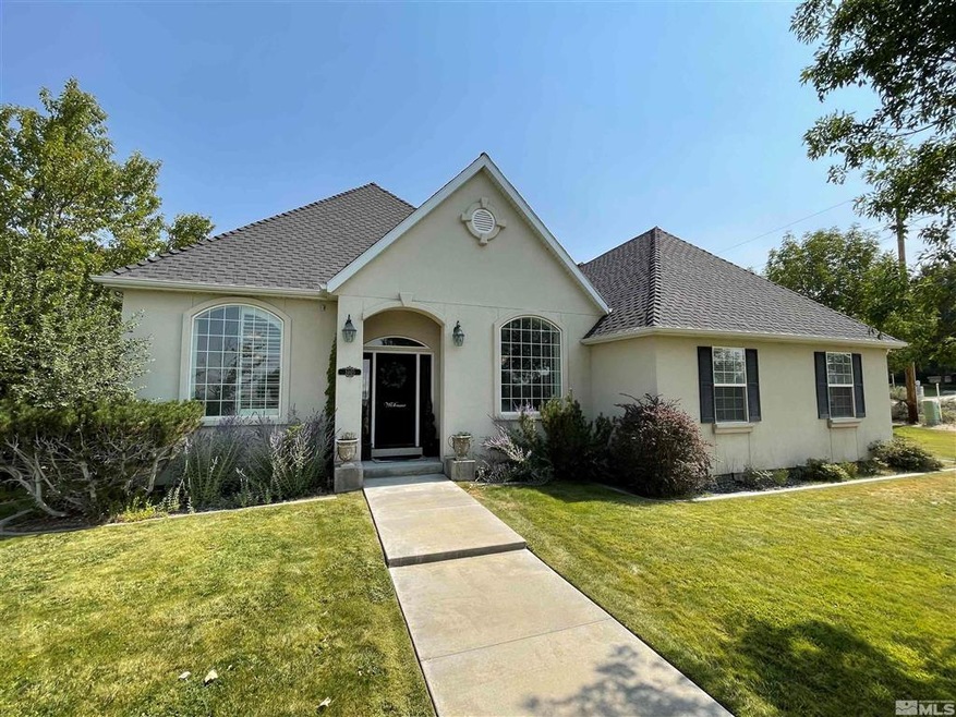 3405 Paiute St, Winnemucca, NV 89445 - photo 1