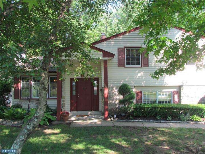 1205 Duncan Dr, Dresher, PA 19025 - photo 1