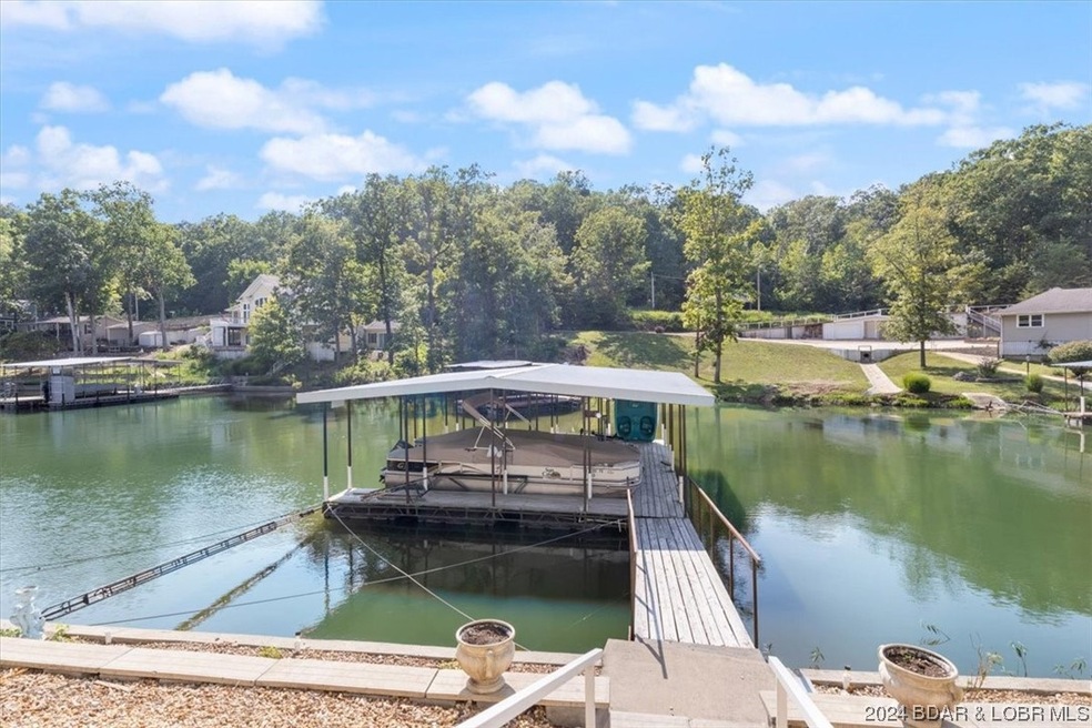2 well dock