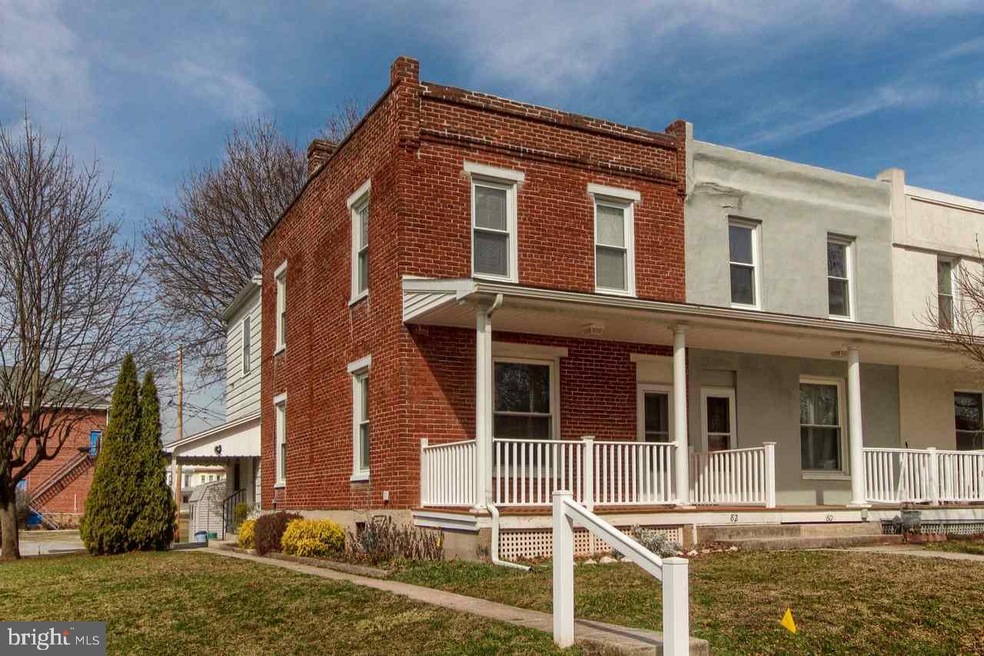 82 S 4th St, Mount Wolf, PA 17347 - photo 1