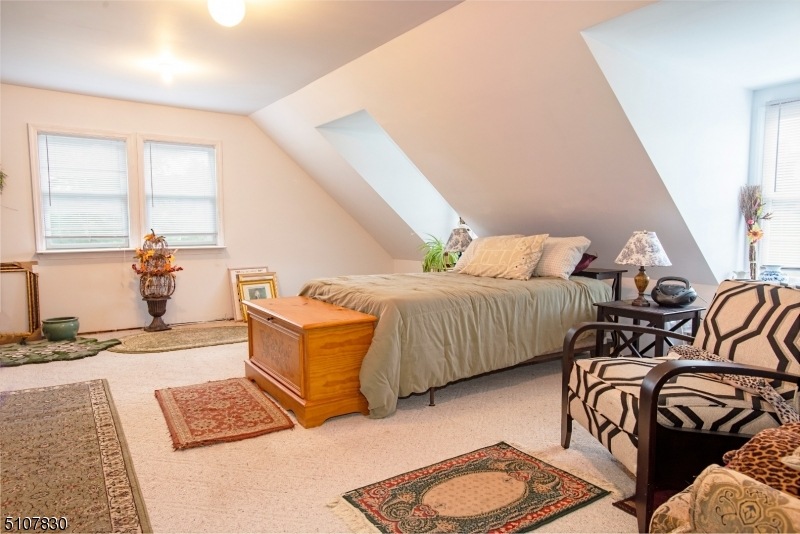 8 Stone Bridge Dr, Andover, NJ 07821 - photo 1