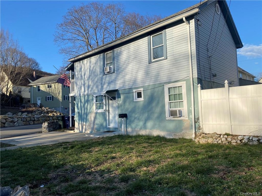 96 Center St, Highland Falls, NY 10928 - photo 1