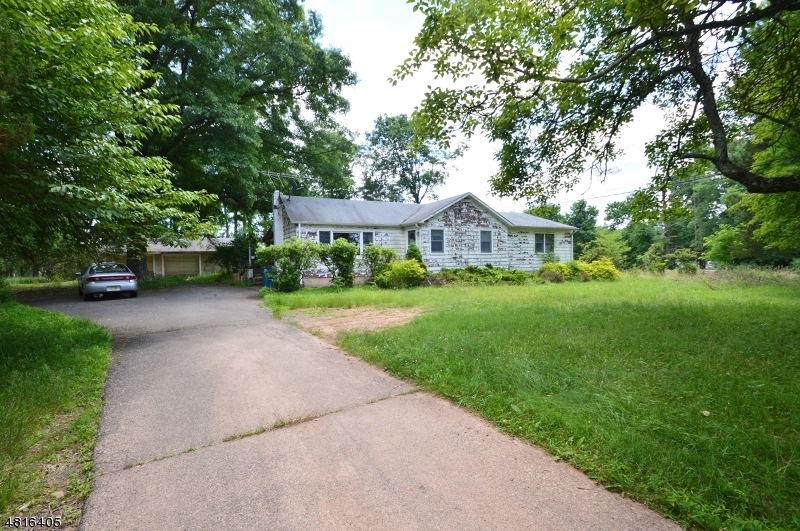 1147 Barley Sheaf Rd unit 1, Flemington, NJ 08822 - photo 1