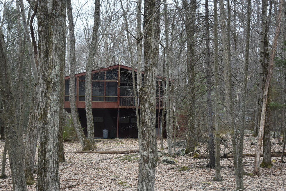 800 Heron Ct, Hawley, PA 18428 - photo 1