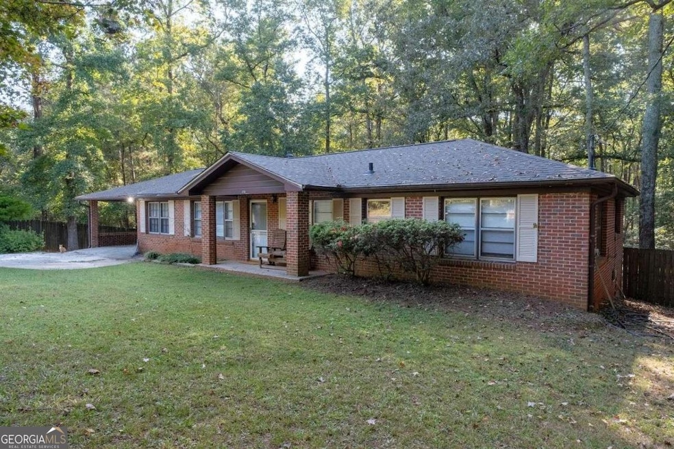 1270 Peeks Ford Rd SE, Conyers, GA 30013 - photo 1