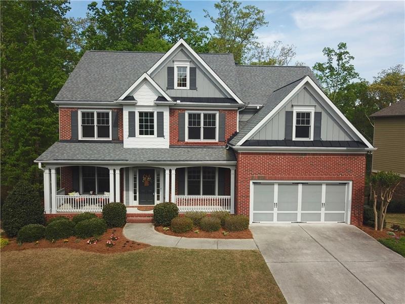 Craftsman Beaty on very private wooded lot.
