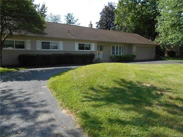Welcome to 4028 Sandy Creek Drive.