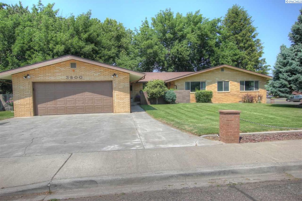 3800 W 17th Ave, Kennewick, WA 99338 - photo 1