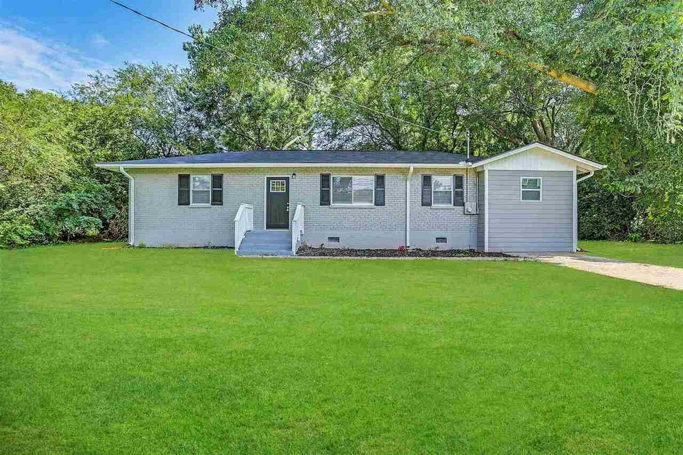 321 Hurt Rd SE, Smyrna, GA 30082 - photo 1