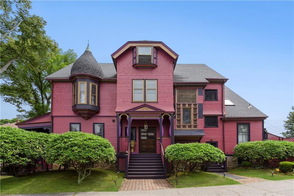 9 Dresser St, Newport, RI 02840 - photo 1