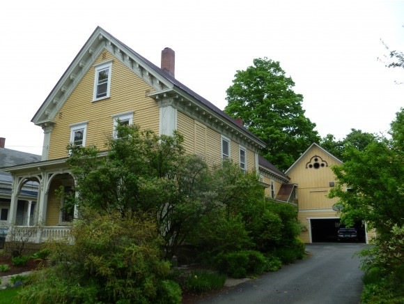 406 Summer St, Saint Johnsbury, VT 05819 - photo 1